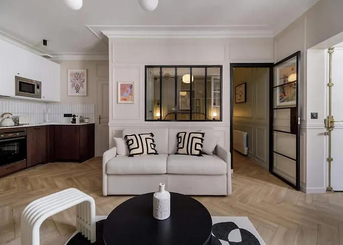 Rousselet - Amazing Parisian Flat In The 7Th
